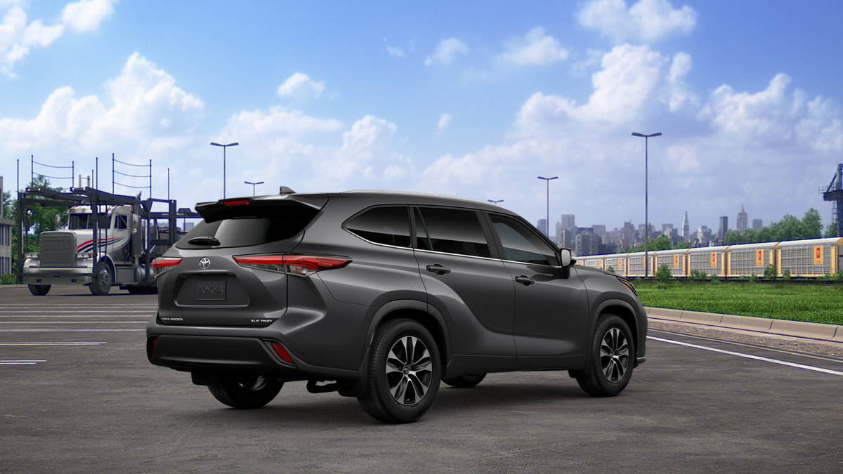 2025 Toyota Highlander XLE photo 10
