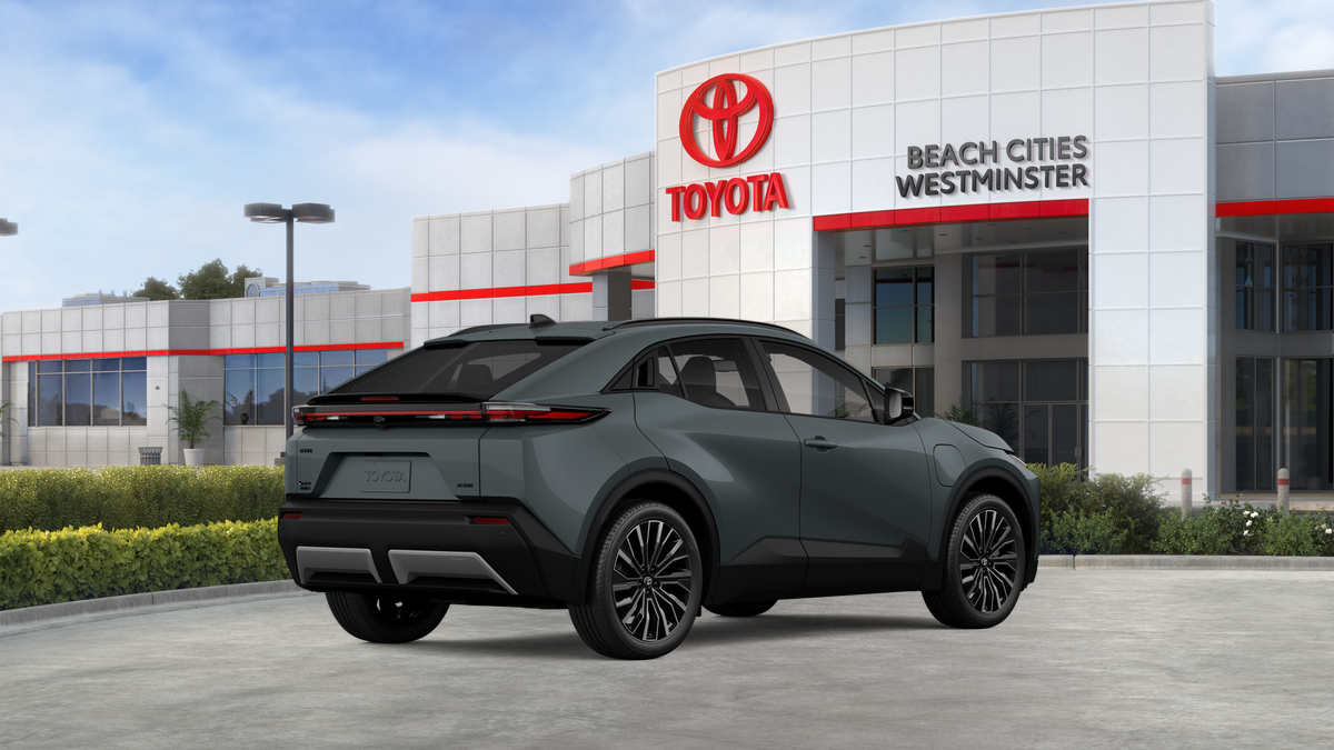 New 2026 Overcast Toyota  XSE image 13