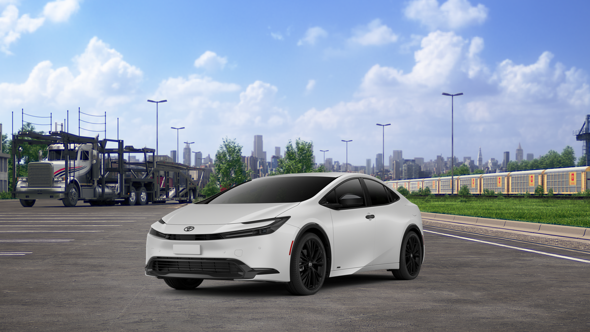 2026 Toyota Prius LE photo 2