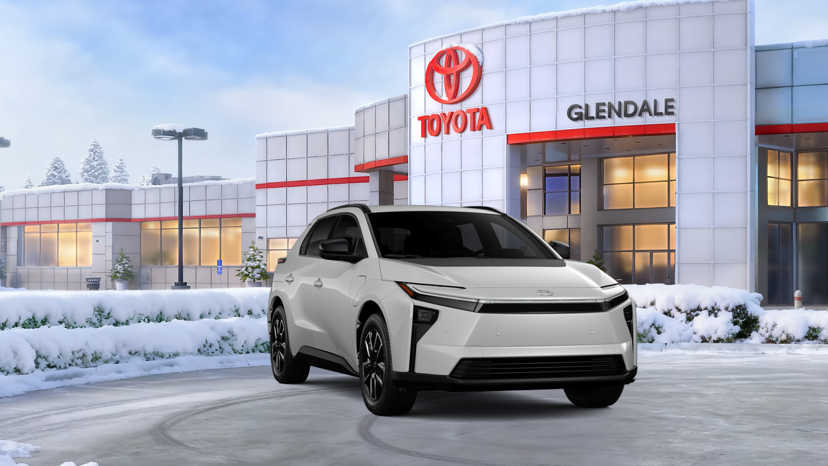 New 2027 Wind Chill Pearl <sup>1</sup> Toyota  XLE image 18