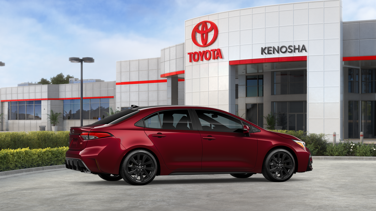 New 2026 Ruby Flare Pearl with Midnight Black Metallic roof <sup>1</sup> Toyota  SE image 16