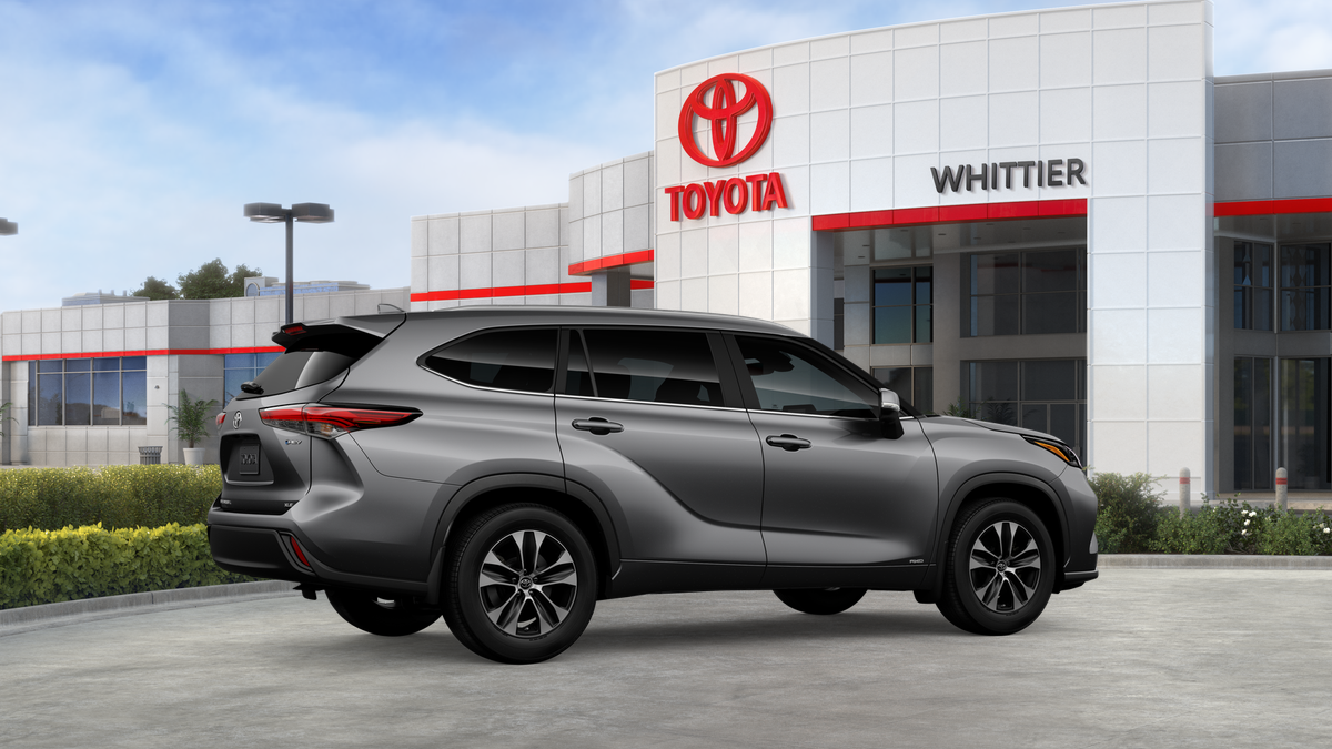New 2026 Heavy Metal <sup>1</sup> Toyota  XLE image 13