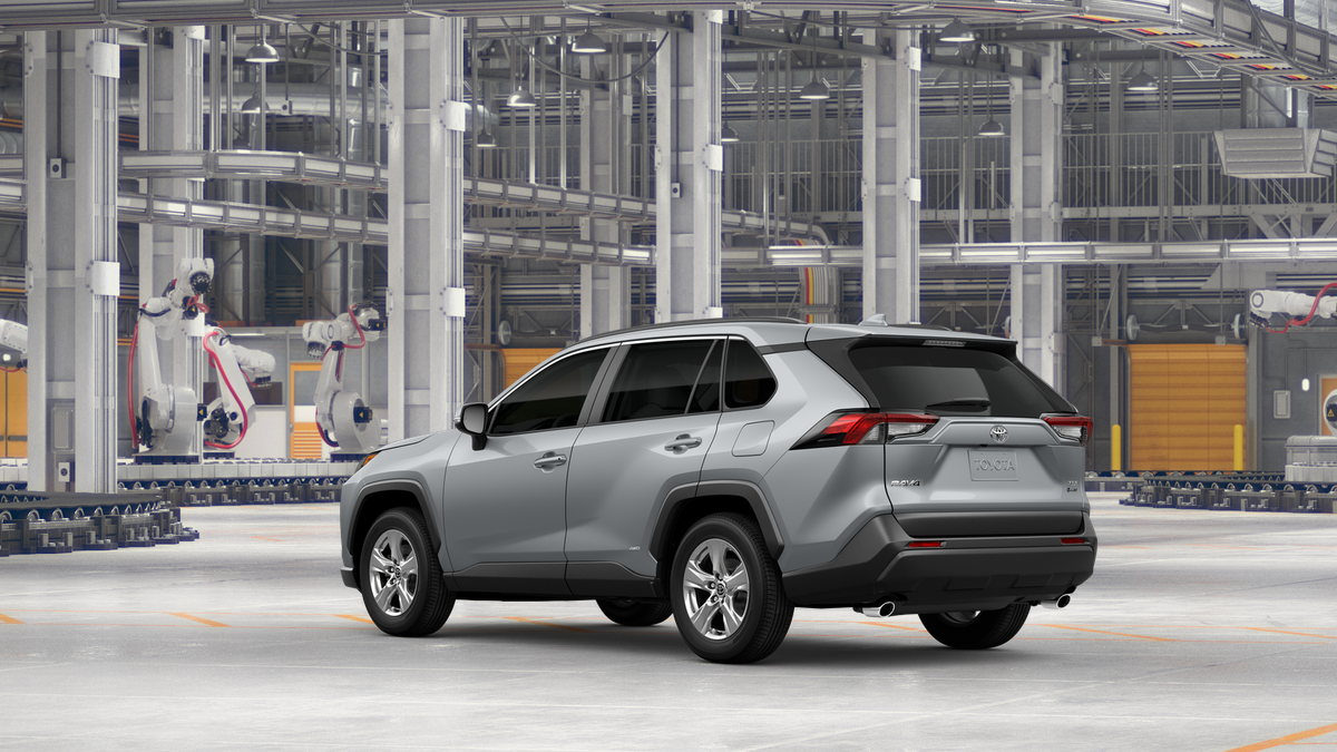 2025 Toyota RAV4 Hybrid XLE photo 7