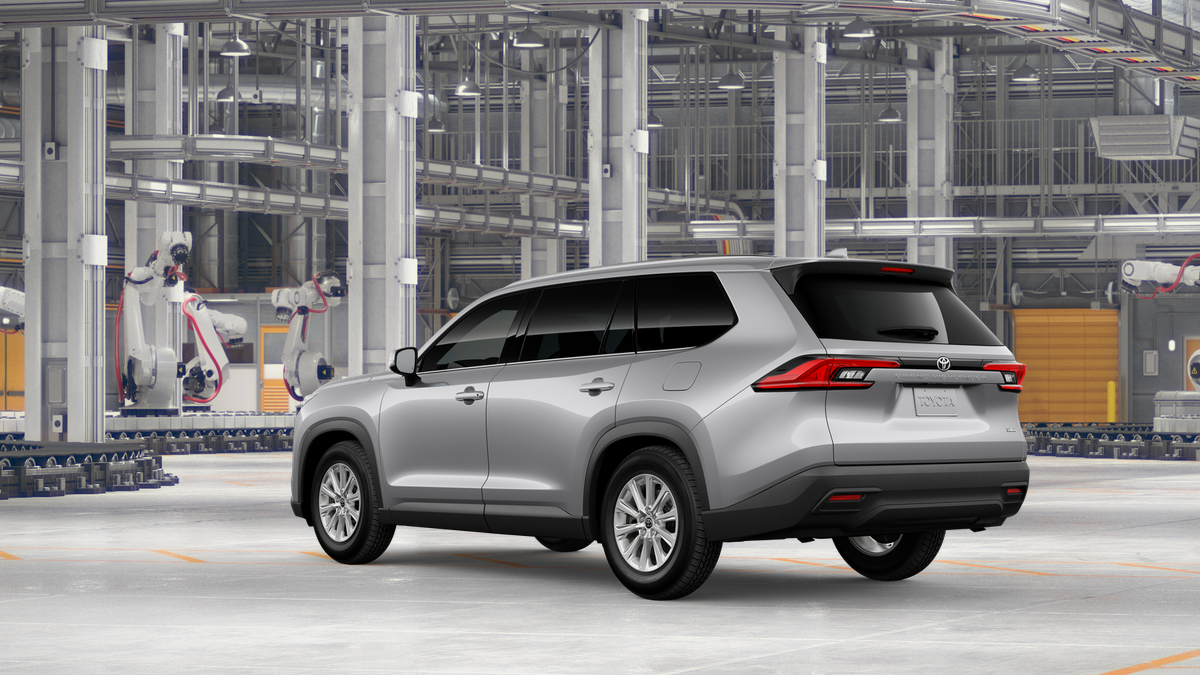 2026 Toyota Grand Highlander XLE photo 4