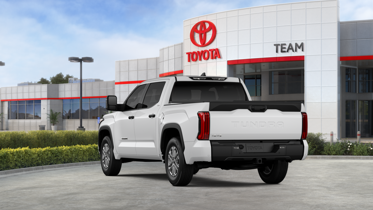 2026 Toyota Tundra SR5 - Photo 9