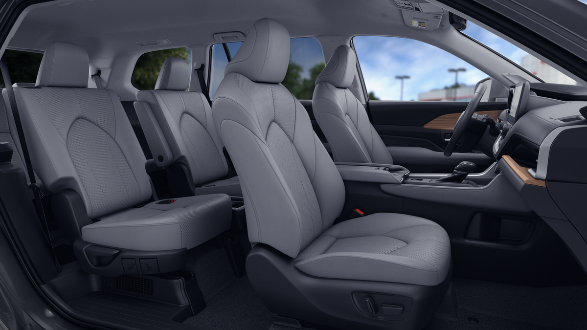 New 2026 Toyota Grand Highlander Hybrid SUV