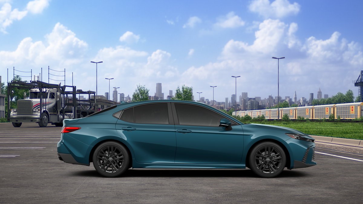 Camry SE 2.5L 4-Cyl. Engine All-Wheel Drive [11]