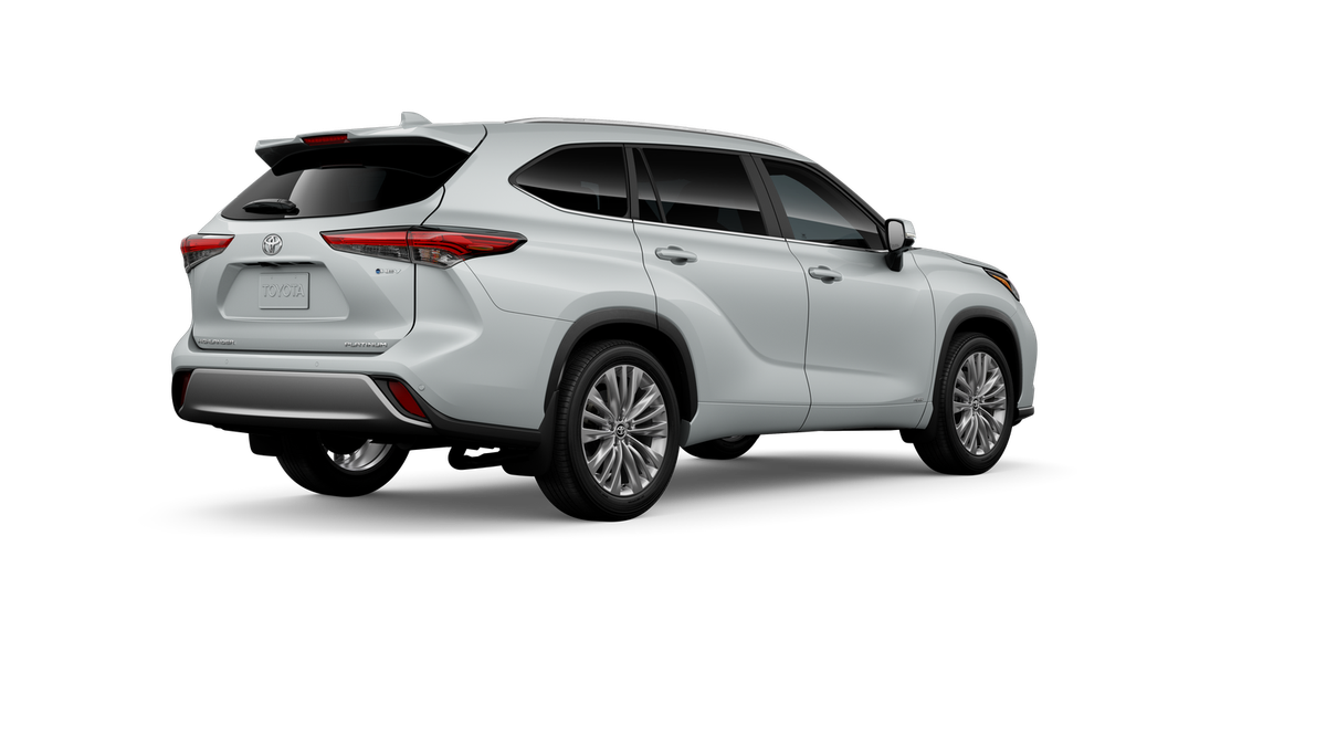 New 2026 Wind Chill Pearl <sup>1</sup> Toyota  Platinum image 12