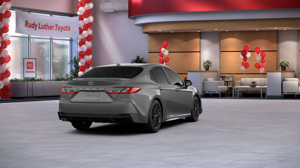 2026 Toyota Camry SE photo 7