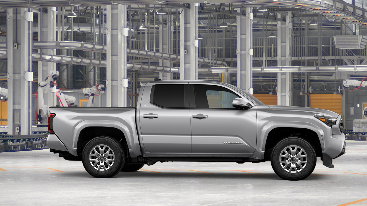 2025 Toyota Tacoma SR5 Double Cab photo 15