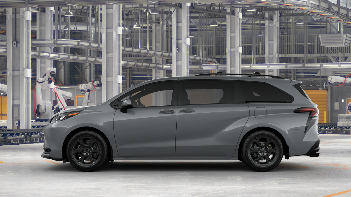2025 Toyota Sienna Woodland Edition photo 6