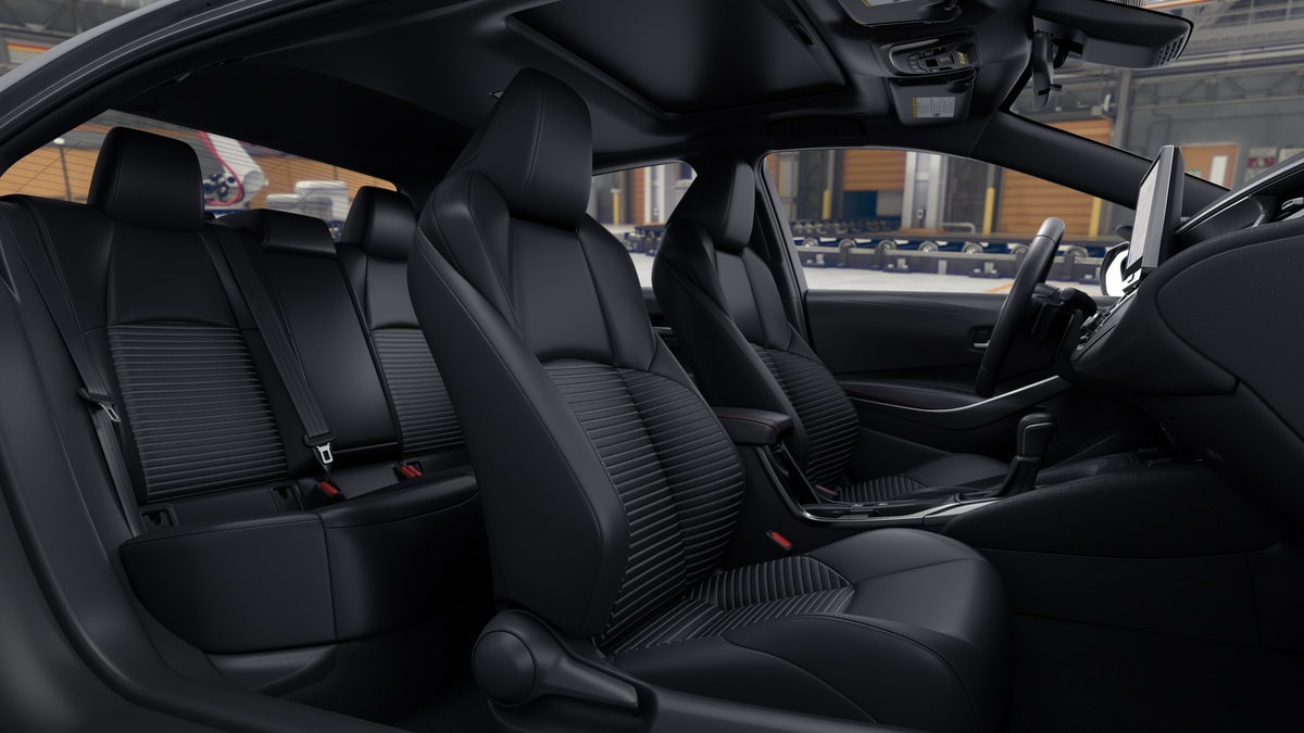 New 2026 Underground with Midnight Black Metallic roof <sup>1</sup> Toyota  XSE image 30