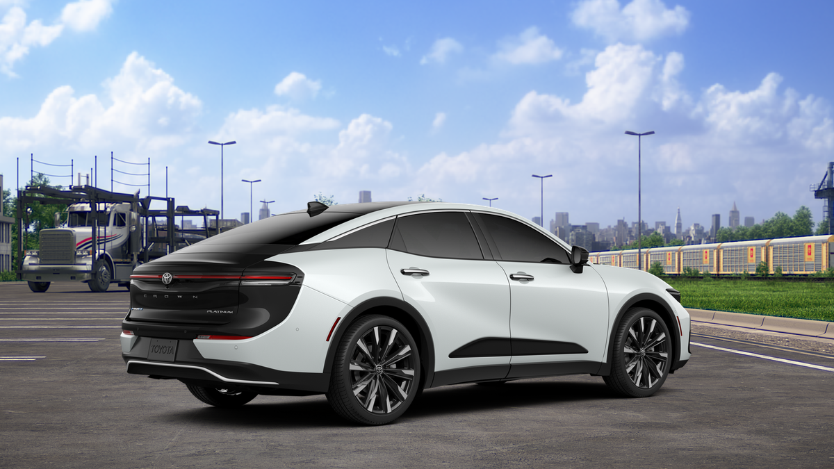 2026 Toyota Crown Platinum photo 10