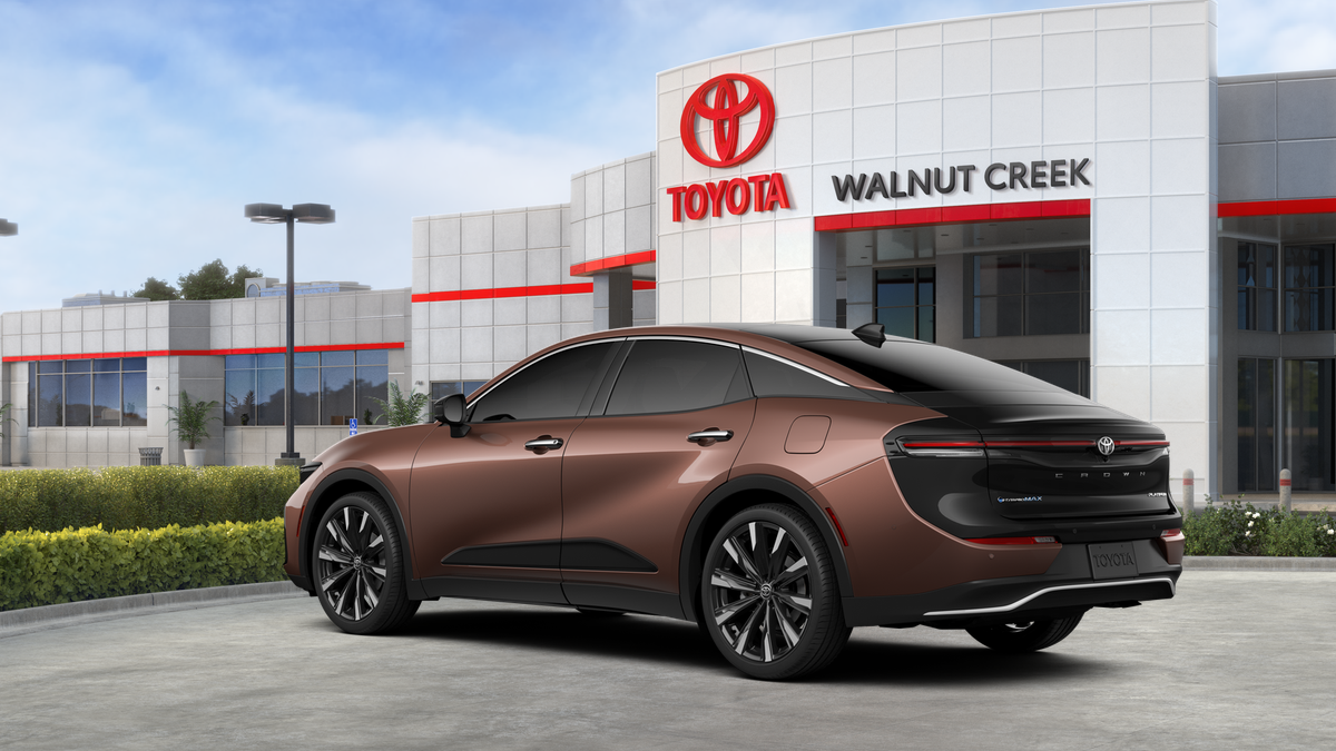 New Bronze Age with Black bi-tone [extra cost color] 2026 Toyota