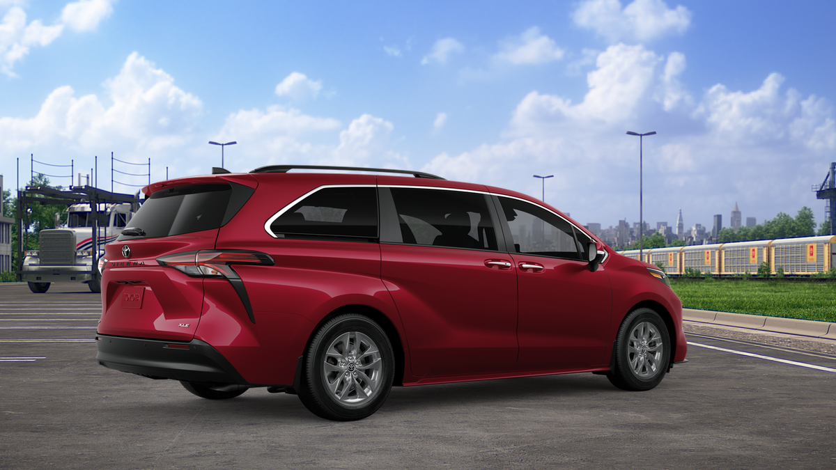New 2026 Ruby Flare Pearl <sup>1</sup> Toyota  XLE image 12