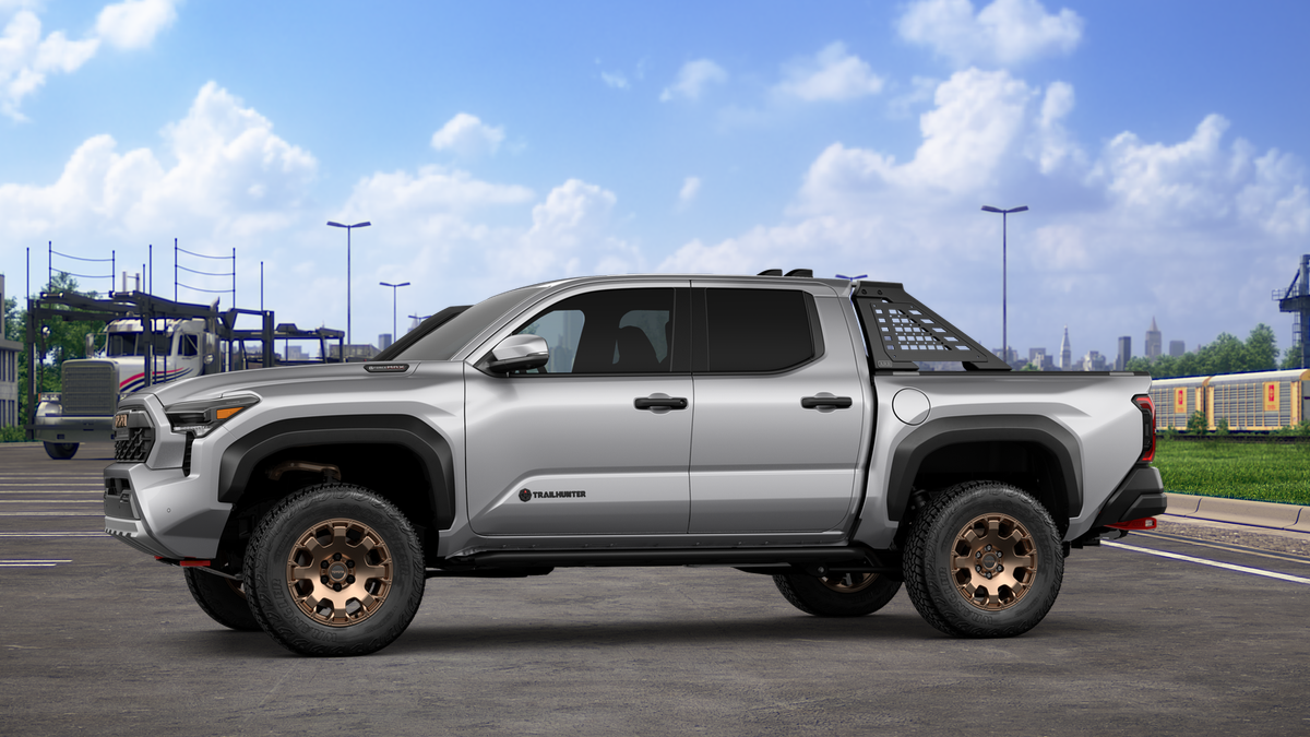 2025 Toyota Tacoma Trailhunter Double Cab photo 3
