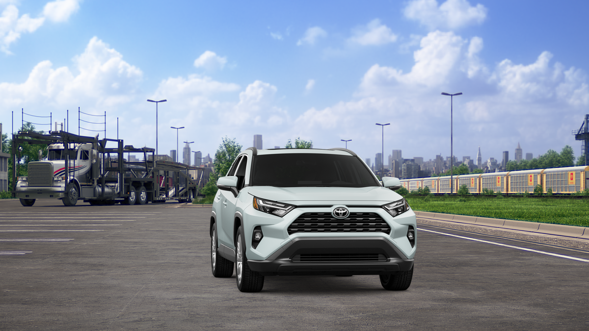 2025 Toyota RAV4 XLE Premium photo 17