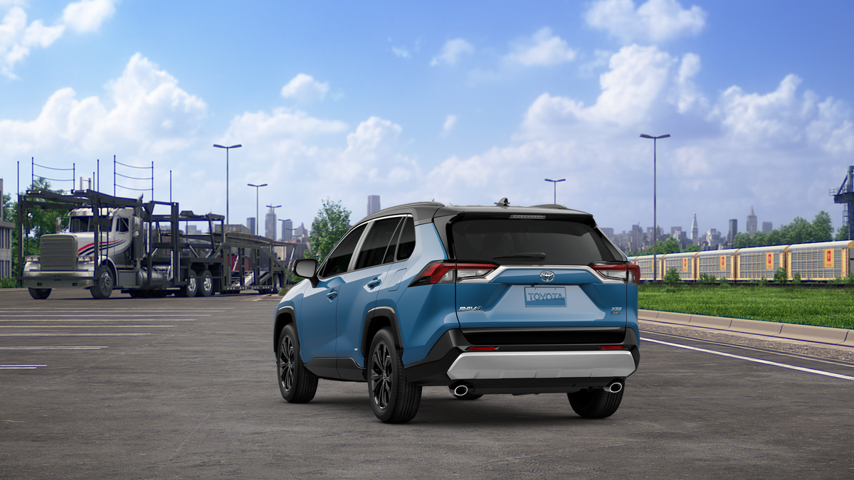2025 Toyota RAV4 Hybrid XSE photo 7