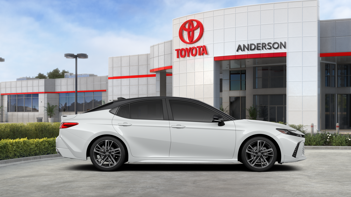 New 2026 Wind Chill Pearl with Midnight Black Metallic roof <sup>1</sup> Toyota  XSE image 50