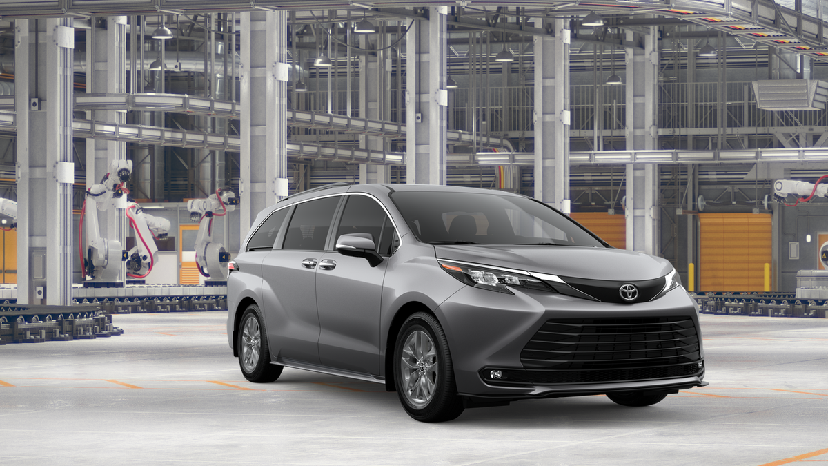 New 2026 Heavy Metal <sup>1</sup> Toyota  XLE image 17