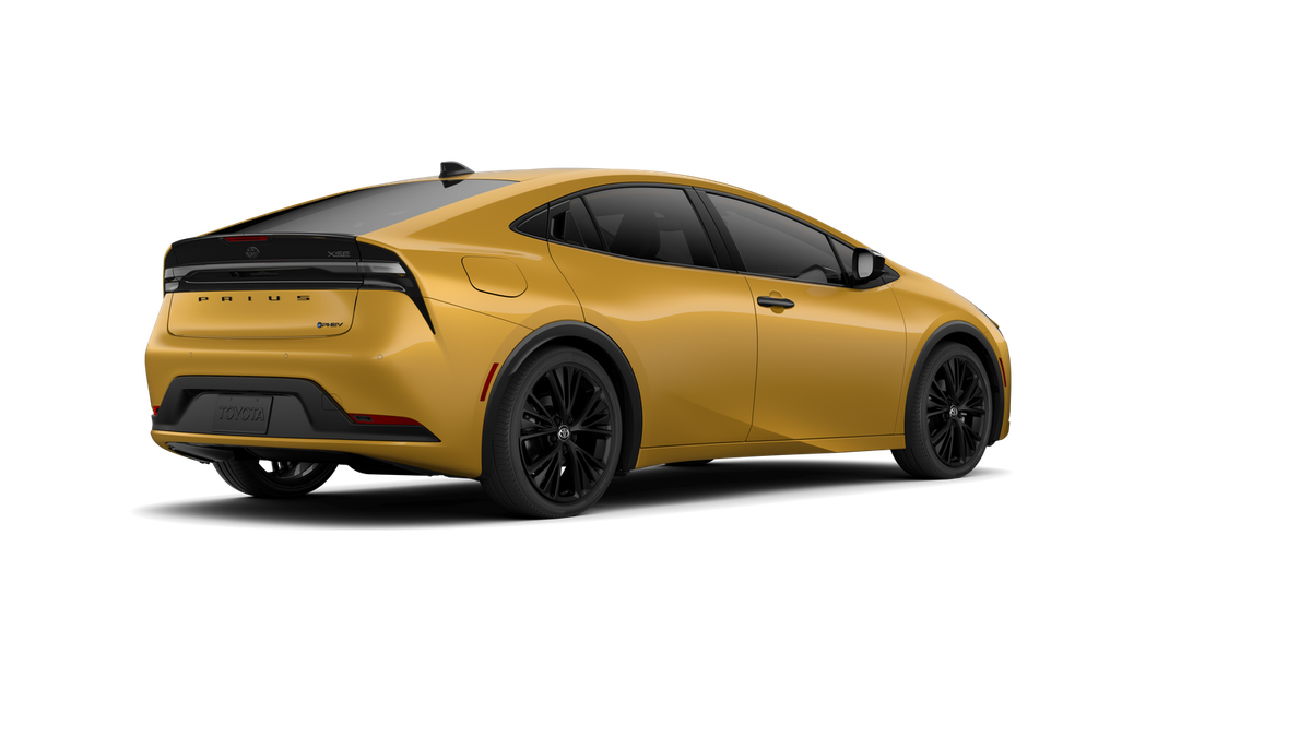 2026 Toyota Prius Plug-in Hybrid Nightshade Edition photo 12
