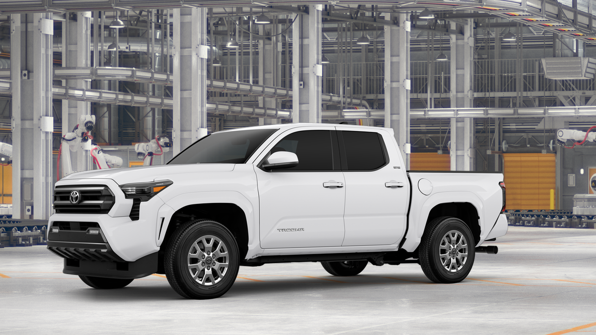 2026 Toyota Tacoma SR5 Double Cab photo 4