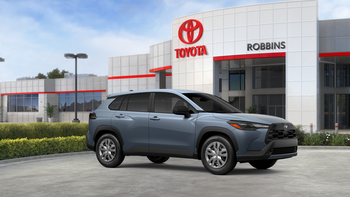 2026 Toyota Corolla Cross L photo 4