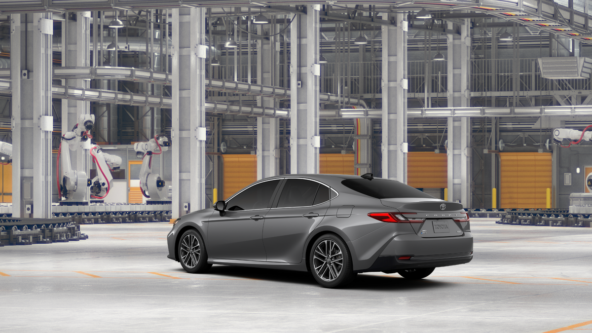 New 2027 Heavy Metal <sup>1</sup> Toyota  XLE AWD image 8