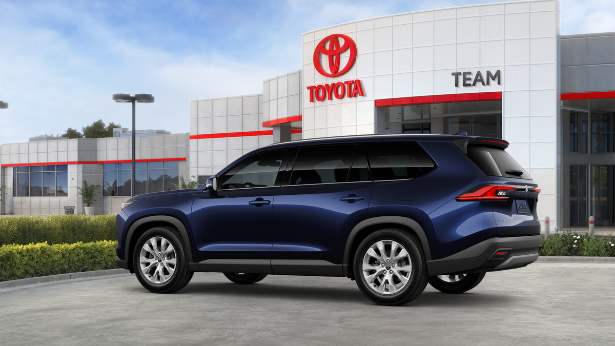 2025 Toyota Grand Highlander Limited photo 15