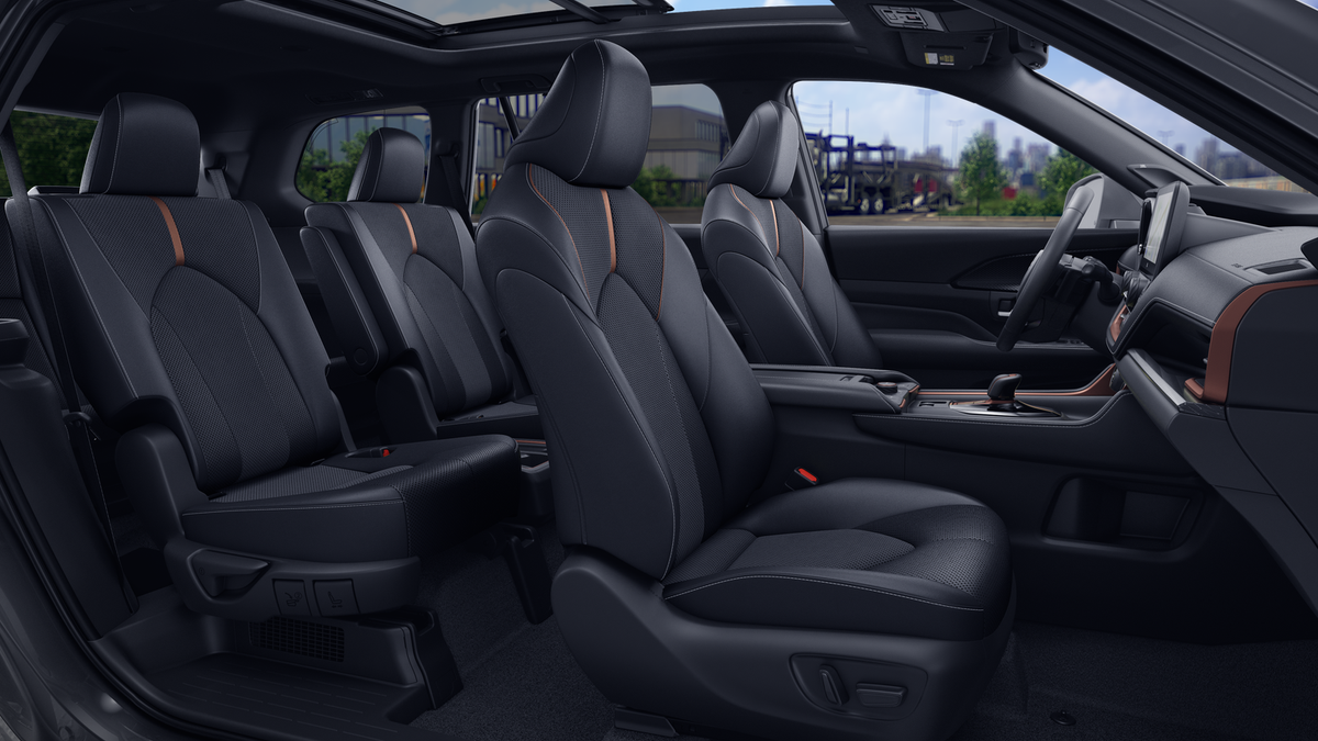 New 2026 Toyota Grand Highlander Hybrid SUV