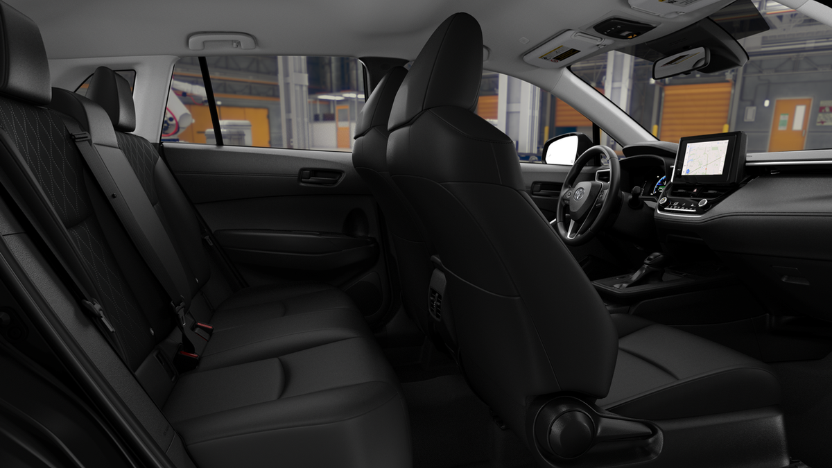 2026 Toyota Corolla Cross LE photo 20