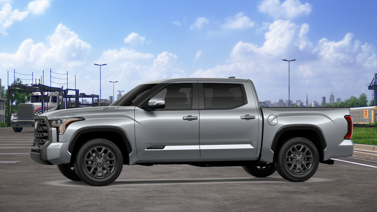 2026 Toyota Tundra Platinum CrewMax photo 5