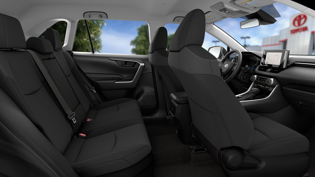 2025 Toyota RAV4 Hybrid LE photo 2