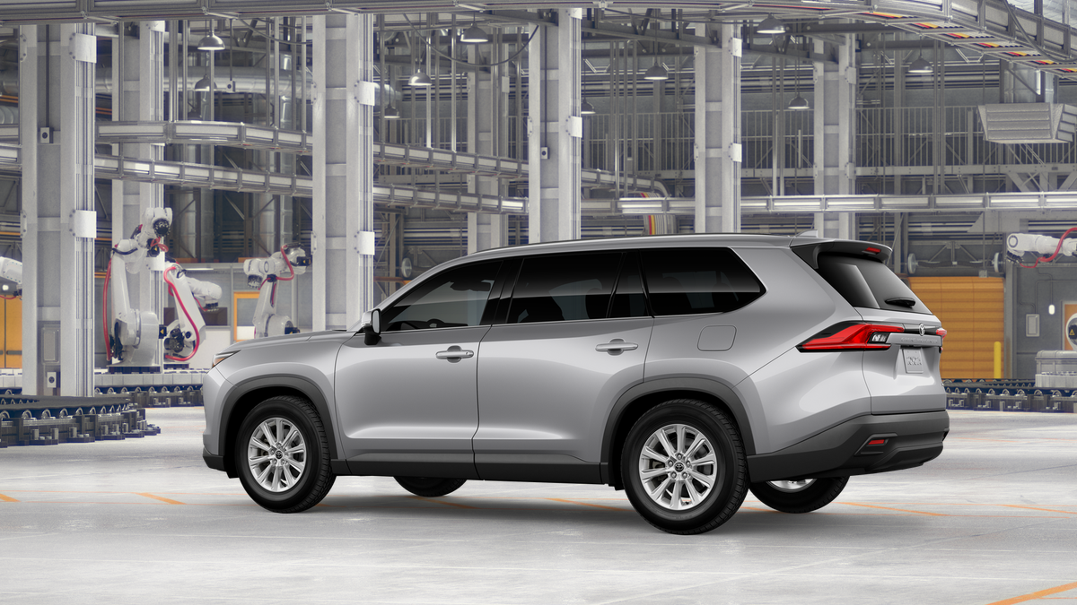 2026 Toyota Grand Highlander XLE photo 3