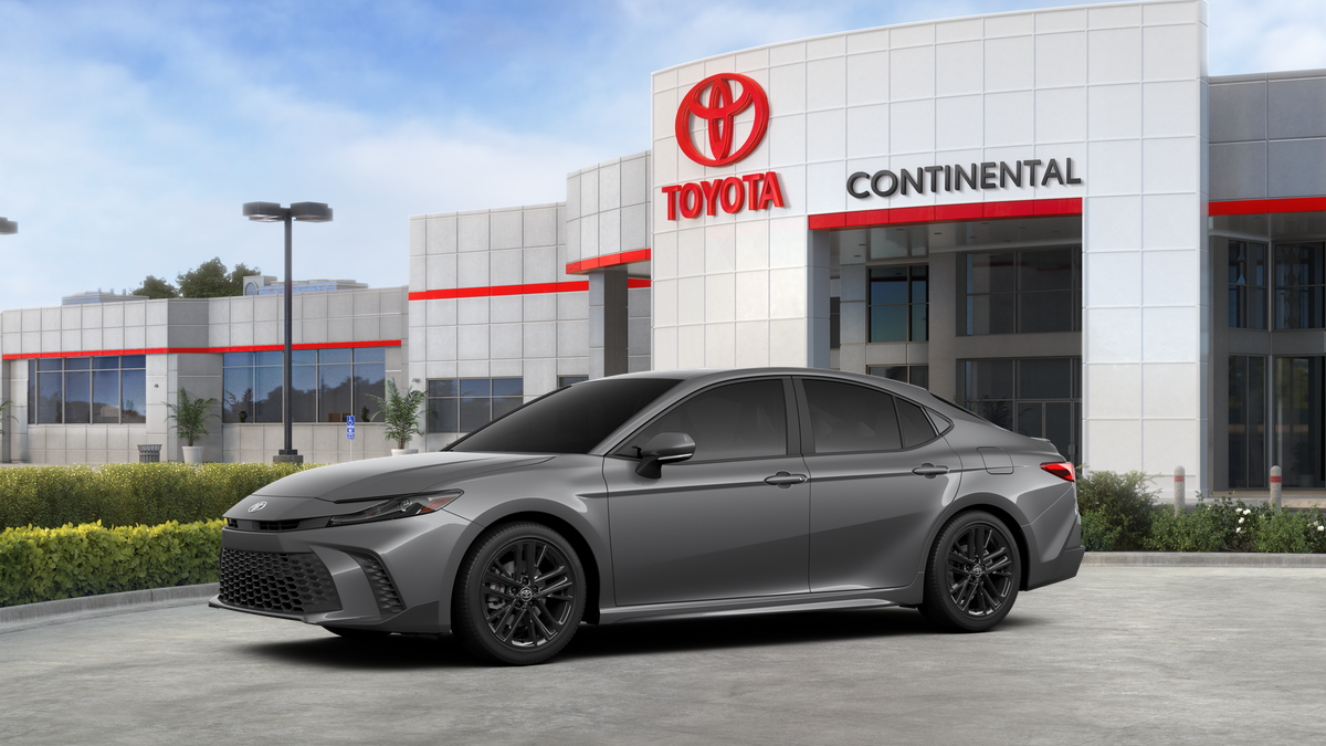 Camry SE 2.5L 4-Cyl. Engine Front-Wheel Drive [1]