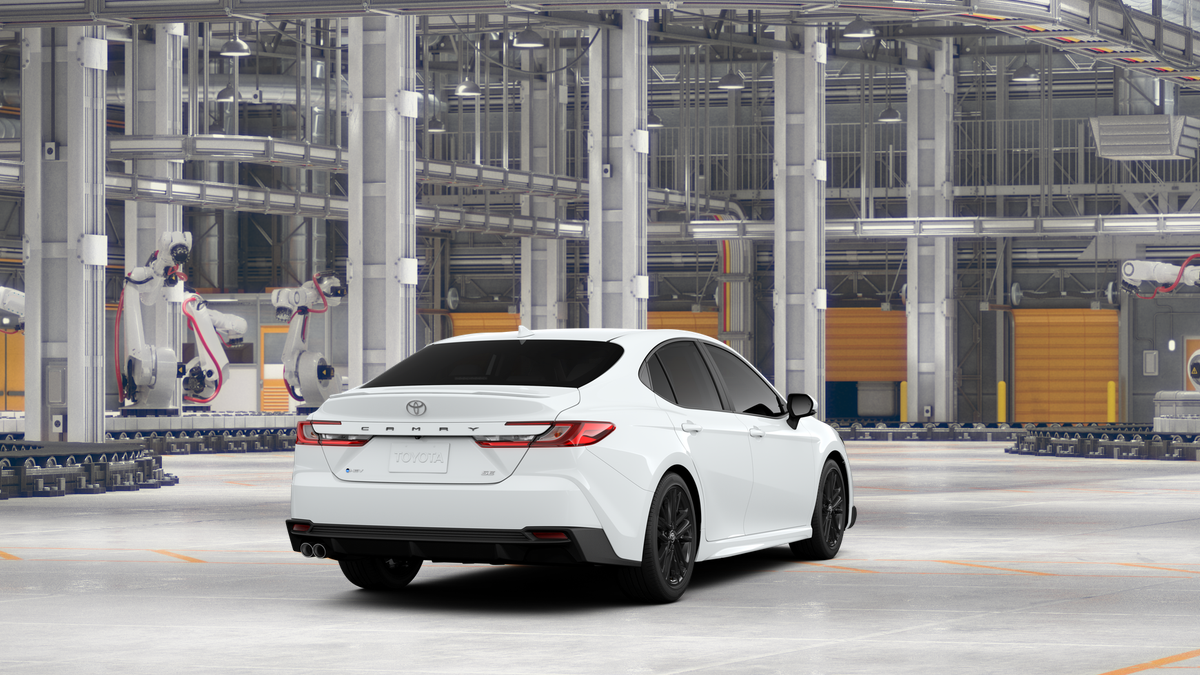 2026 Toyota Camry SE photo 9
