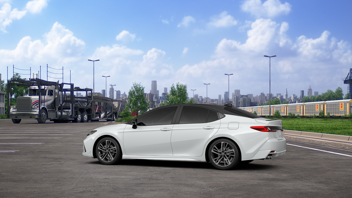 New 2027 Wind Chill Pearl with Midnight Black Metallic roof <sup>1</sup> Toyota  XSE image 7