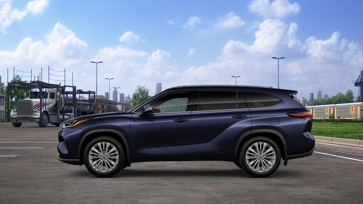2025 Toyota Highlander Platinum photo 2