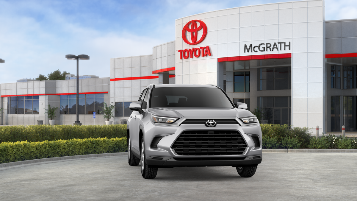 New 2026 Celestial Silver Metallic Toyota  XLE image 18