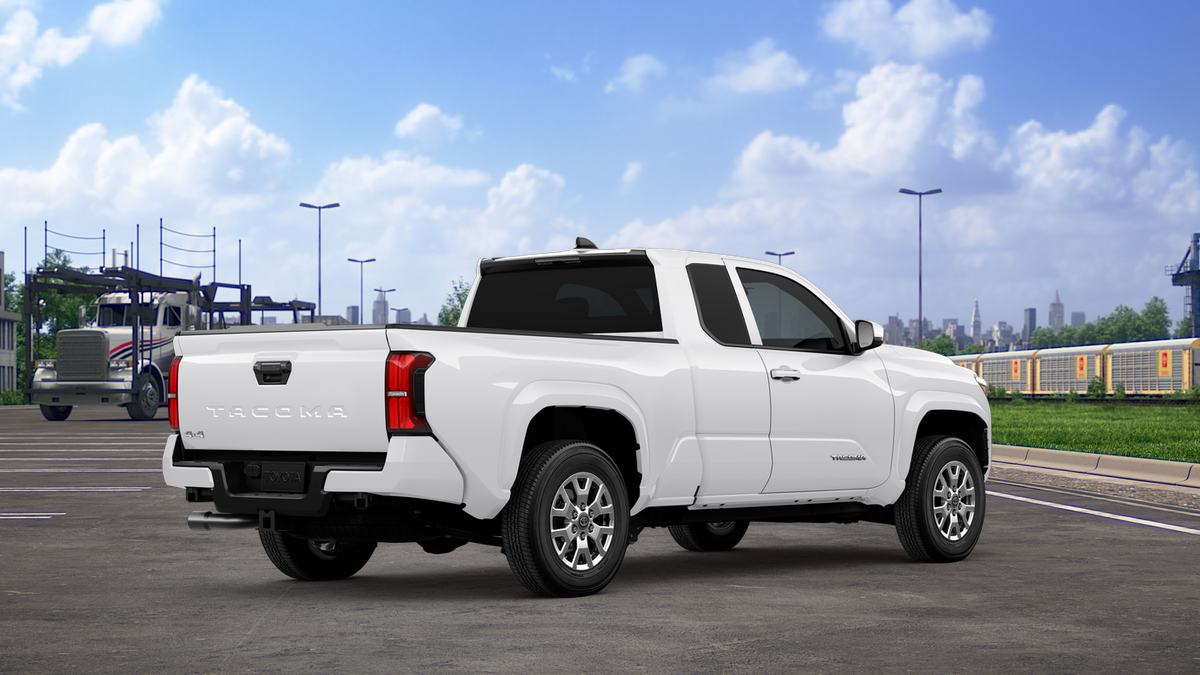 2026 Toyota Tacoma SR5 - Photo 12