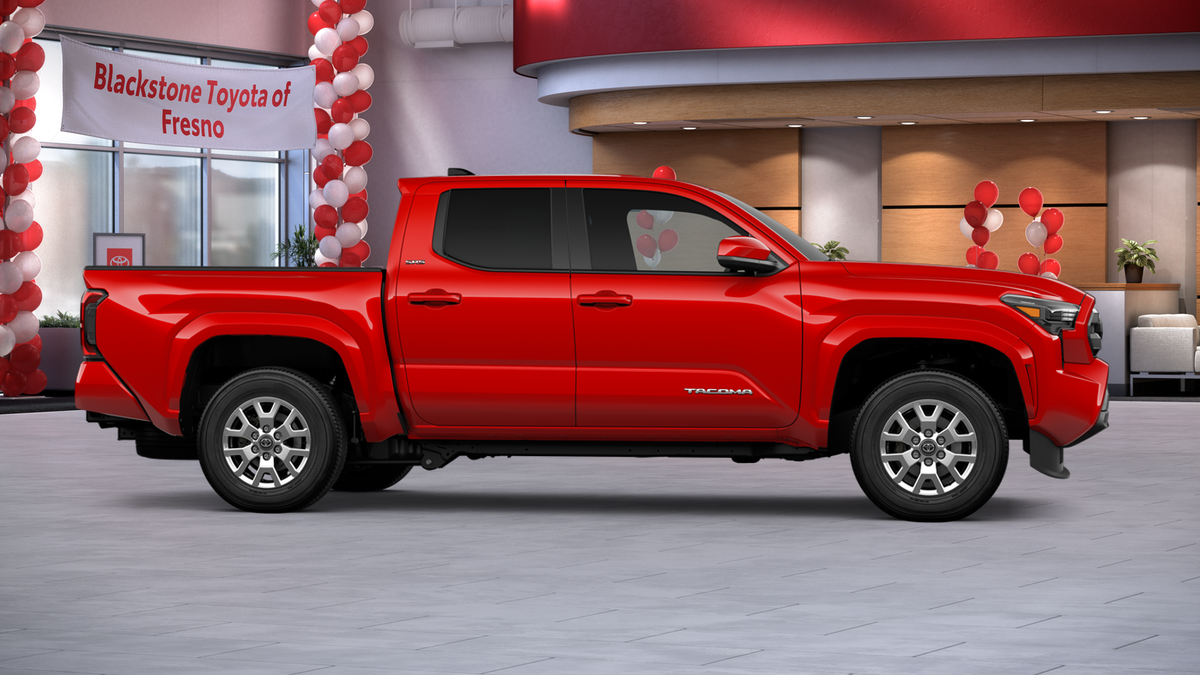 2026 Toyota Tacoma SR5 - Photo 16