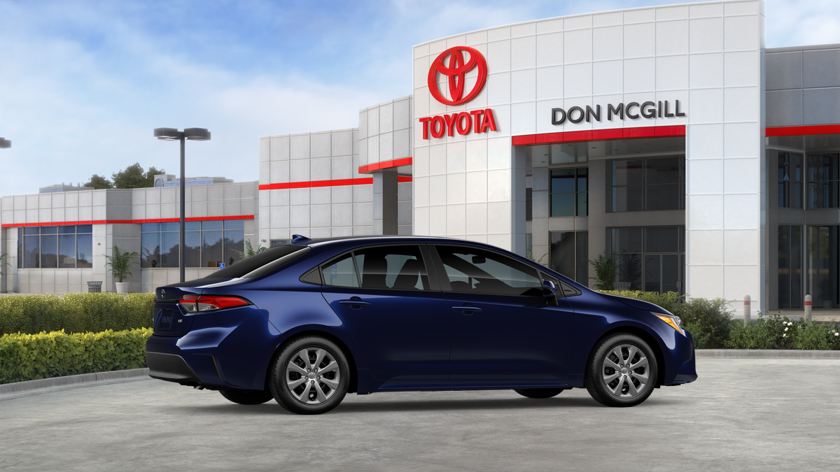 2026 Toyota Corolla LE photo 12