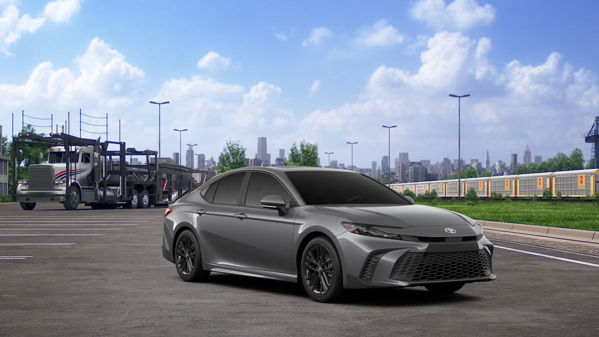 2026 Toyota Camry SE photo 12