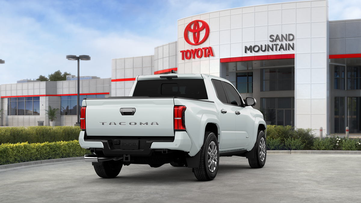 New 2026 Wind Chill Pearl <sup>1</sup> Toyota  Limited image 33