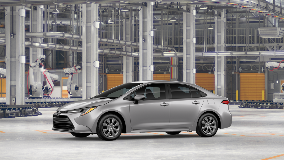 2026 Toyota Corolla LE photo 4