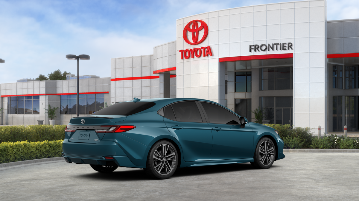 Camry XSE 2.5L 4-Cyl. Engine Front-Wheel Drive [9]