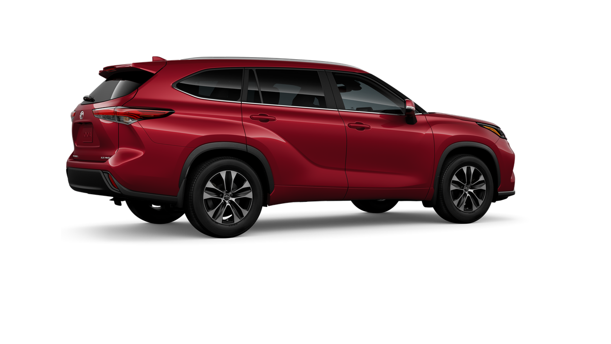 New 2026 Ruby Flare Pearl <sup>1</sup> Toyota  XLE image 13