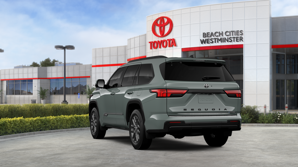 New 2026 Lunar Rock Toyota  Platinum image 10