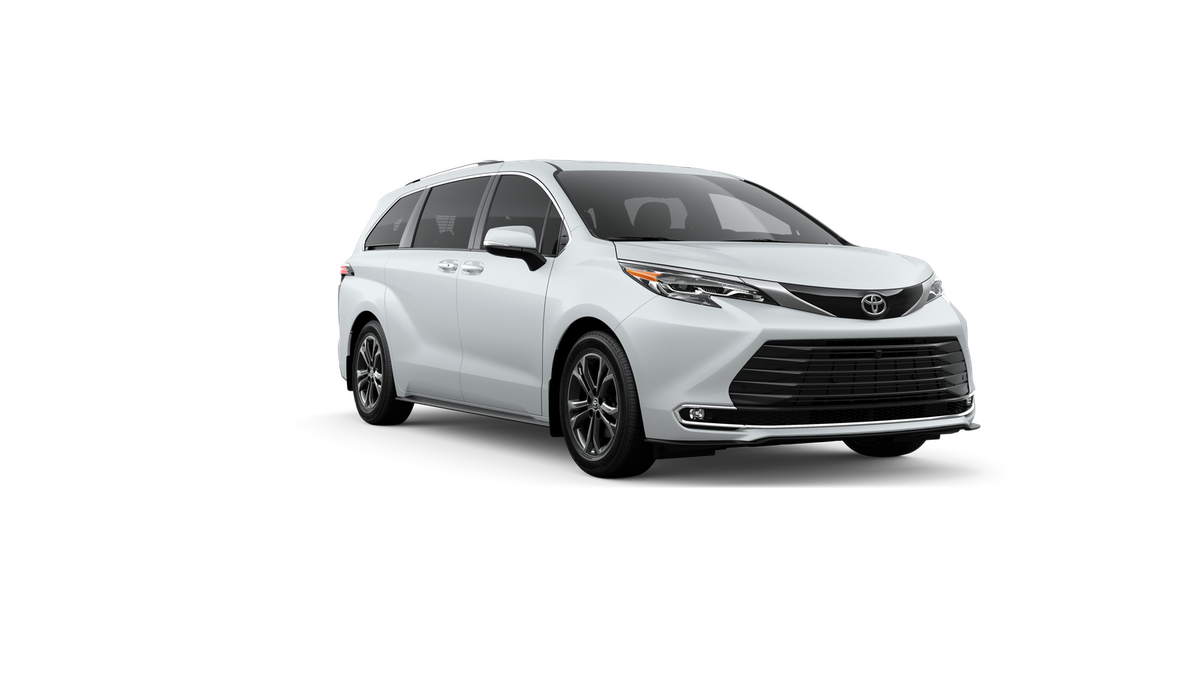 New 2026 Wind Chill Pearl <sup>1</sup> Toyota  Platinum image 17