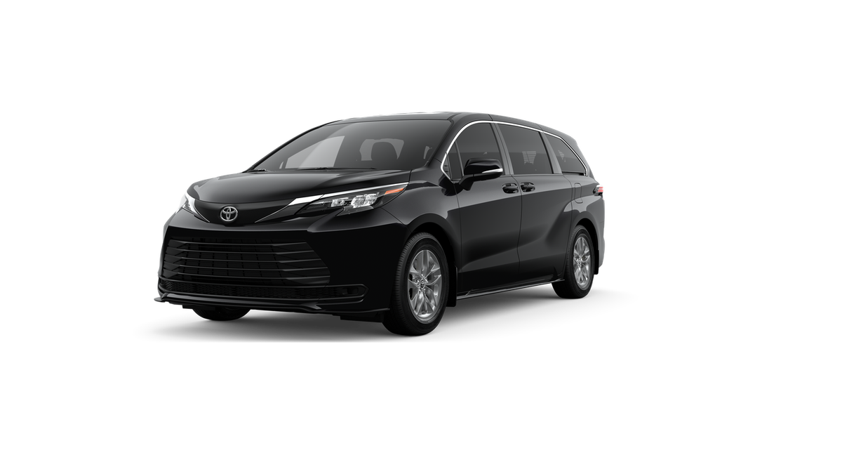 2026 Toyota Sienna LE's photo